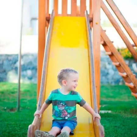 Dom wakacyjny Joya Cyprus Starlight Garden Agios Amvrosios (Kyrenia)